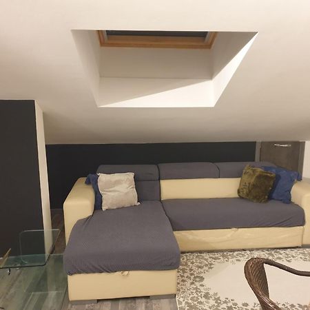 Angela'S Attic Διαμέρισμα Voghera Εξωτερικό φωτογραφία
